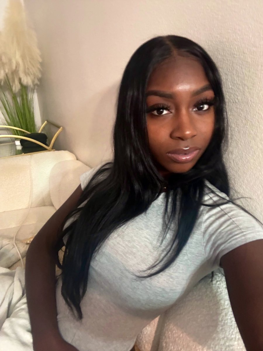 creolebae's tweet photo. Fresh face https://t.co/nNFgXzknhC