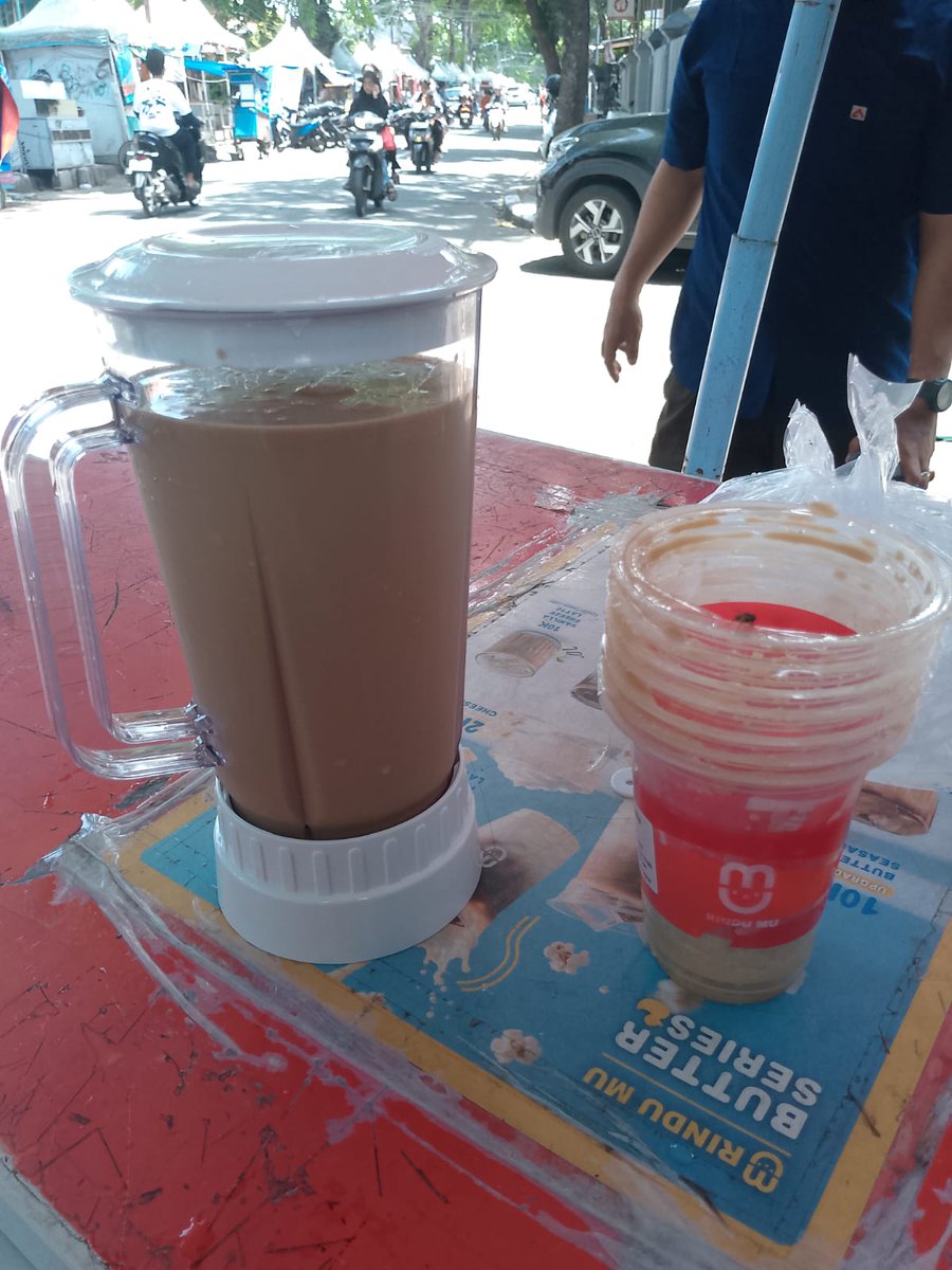 bamsspro0909's tweet photo. @M_MikaelaJKT48 punten mukbang aren latte https://t.co/bjJQIn4k40