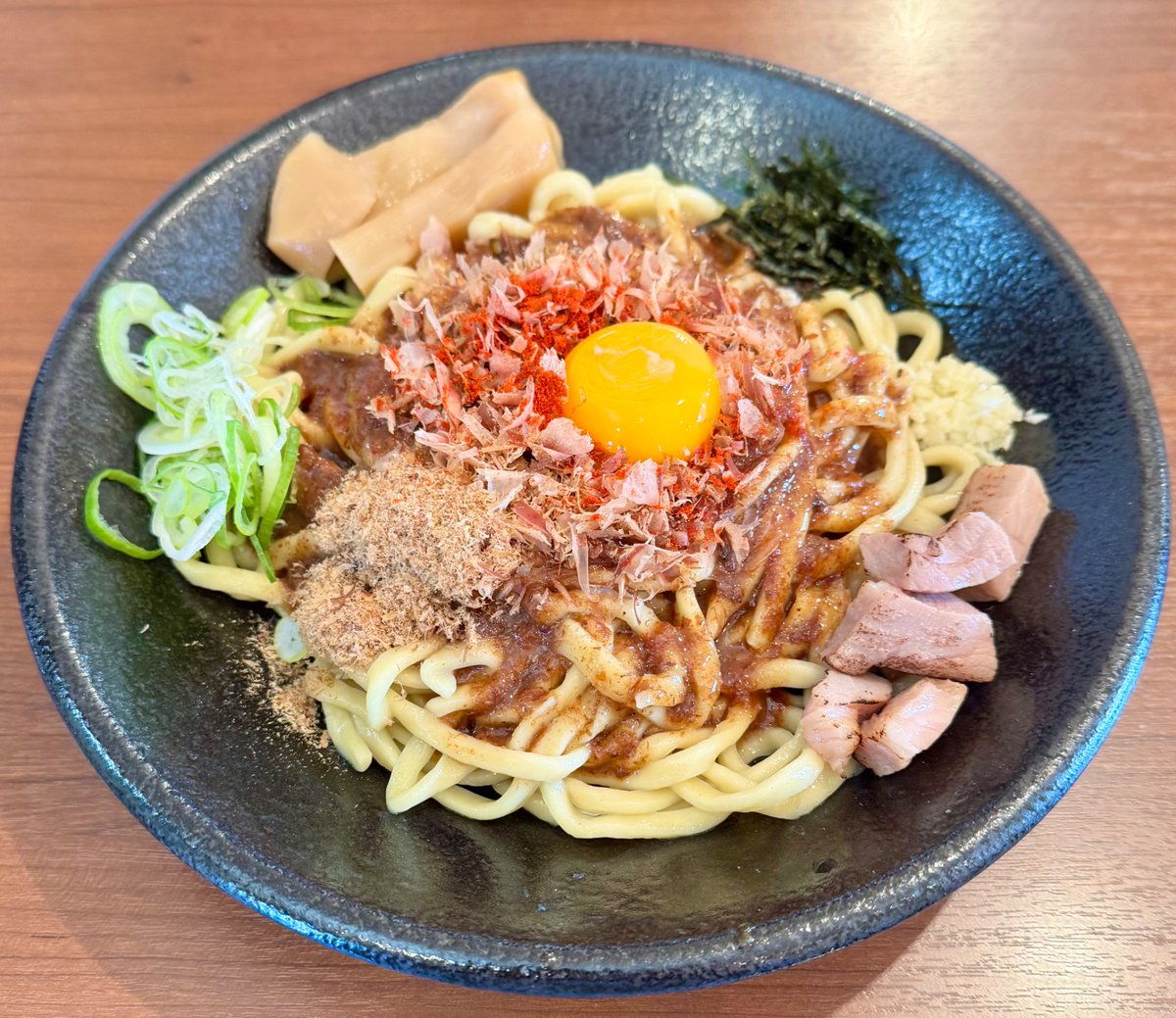 NonSmokingRider加藤は九州場所も錦木関を全力応援 (@g9yq7O23g0eTlae