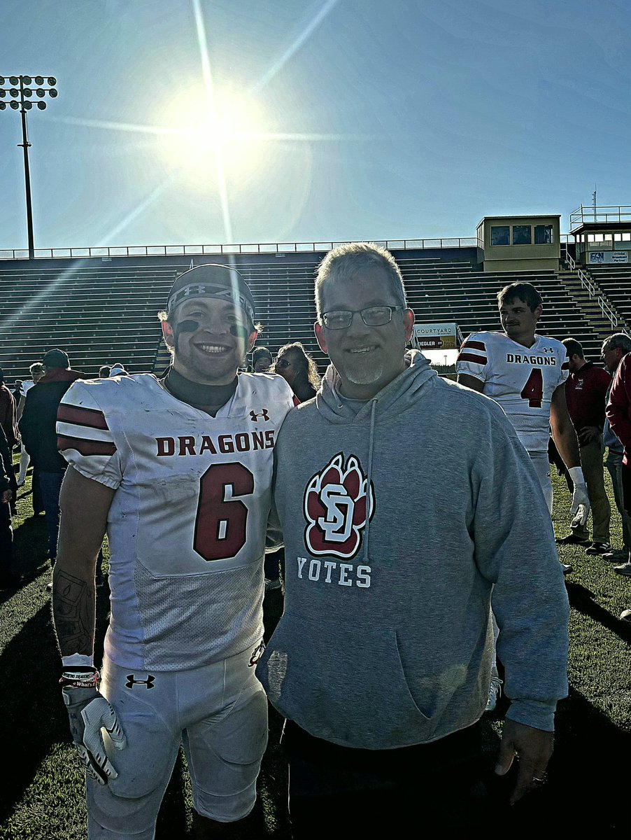 Lee Carlson tweet media