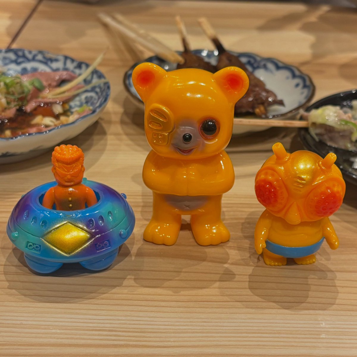 12emma07's tweet photo. ミニソフビたち！
カワイイ！
イベントも面白かったです
名古屋まで行ったかいありました☺︎
ありがとうございました！

@goccodo 
#ゴッコ堂 
#goccodo
#ベアオスキッド 
#コバエモン 
#マゴ気合田くん 
#ソリャソーサー https://t.co/EnGgjqPEZc
