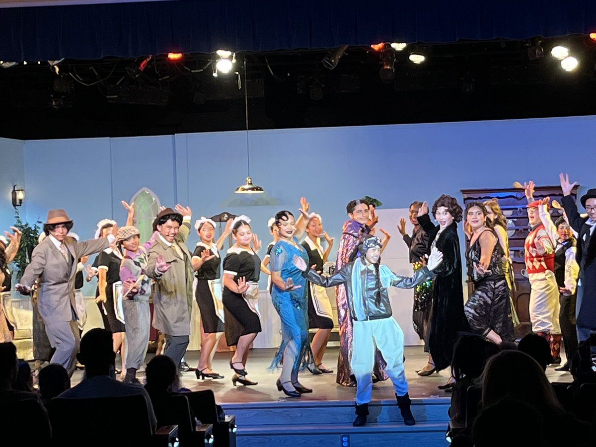 tetzlaff12351's tweet image. The Drowsy Chaperone! #ABCUSD