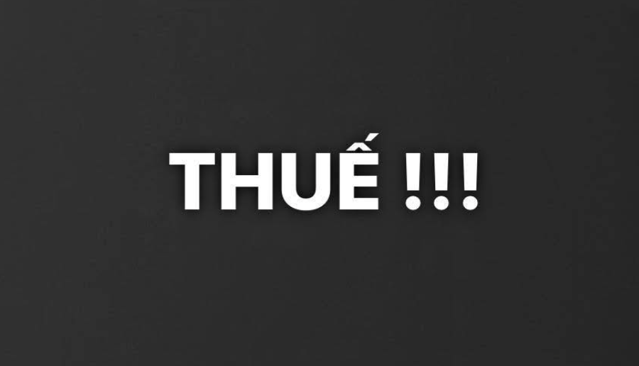 admvhv's tweet photo. TÓM TẮT NHỮNG ĐIỂM QUAN TRỌNG SAU BUỔI HỌP THUẾ (Áp dụng từ 01/2026), mình xin tổng hợp lại một số nội dung quan trọng để mọi người nắm rõ: 

1. Từ tháng 1/2026, bỏ hoàn toàn thuế khoán. Tất cả hộ kinh doanh chuyển sang THUẾ KÊ KHAI
Hộ kinh doanh có doanh thu trên 200 triệu/năm đến 3 tỷ/năm sẽ phải thực hiện kê khai thuế theo tháng hoặc quý. đây cũng là chiếm 90% các hộ kinh doanh 
-Trên 200 triệu/năm → tính thuế theo tổng doanh thu, không trừ chi phí. Trên 3 tỷ 1 năm tốt nhất thuê kế toán,để làm vì phức tạp cần có chuyên môn
Ví dụ:
Doanh thu tổng doanh thu quán bạn 20 triệu/tháng
→ Thuế dịch vụ1- 5% tùy ngành nghề 
→ Tiền thuế phải nộp: 200- 1 triệu/tháng 
Lưu ý: Thuế tính trên toàn bộ doanh thu của tất cả cửa hàng, không trừ nguyên liệu, nhân công, tiền thuê, điện nước… 
Do đó, hộ kinh doanh phải tính toán rất kỹ mới có thể dư ra.để đảm bảo có lãi Hộ kinh doanh có doanh thu dưới 200 triệu/năm → chỉ cần kê khai không phải đóng thuế.

 2. Xuất hóa đơn đầu ra phải có hóa đơn đầu vào
Cơ quan thuế yêu cầu:
Có đầu vào → mới được xuất đầu ra.
Nếu liên tục xuất hóa đơn đầu ra mà không có đầu vào, thuế sẽ nghi ngờ là “không có hoạt động kinh doanh thực tế”,hoặc hàng giã → khả năng bị kiểm tra thuế rất cao.nên bạn phải giữ lại tất cả hóa đơn khi mua hàng và nhập hàng từ công ty để có hóa đơn vat đầu vào, khi có đầu vào thì bạn mới xuất được hóa đơn đầu ra.nói cách khác bạn phải nhập hàng công ty

 3. Hóa đơn đầu vào lấy ở đâu? (Ví dụ ngành ăn uống)
Bao gồm:  Hóa đơn mua nguyên liệu: gạo, thịt, rau củ, dầu ăn, gia vị, hộp – túi – bao bì…
Hóa đơn vật dụng: nồi, bếp, chảo, bàn ghế, ly chén…
Hóa đơn dịch vụ: tiền điện, tiền nước, thuê mặt bằng (nếu chủ nhà xuất được), internet…
 Muốn có hóa đơn, phải mua hàng từ các đơn vị có xuất hóa đơn như siêu thị, cửa hàng doanh nghiệp… đây hóa đơn VAT chứ không phải hóa đơn viết tay đâu mọi người nhé,phải hóa đơn VAT mới xuất được hóa đơn  
Nếu mua ở chợ thì sao? nếu bạn cửa hàng bạn nhỏ hoặc ăn uống,
Được phép lập Bảng kê 01/TNDN kèm chứng từ thanh toán để hợp thức đầu vào.

 4. Quy trình để xuất được hóa đơn điện tử
-Bước 1 – Đăng ký với Chi cục thuế
Đăng ký sử dụng hóa đơn điện tử có mã của cơ quan thuế
Ký hợp đồng với đơn vị cung cấp phần mềm (Misa, Viettel, VNPT…)
→ Chi phí khoảng 300.000 – 500.000đ/năm
 Thuế xét duyệt sau 1–3 ngày → cấp tài khoản để xuất hóa đơn.
-Bước 2 – Sử dụng phần mềm
Cài phần mềm, đăng nhập tài khoản
Mua phụ kiện (USB token nếu cần)
Bắt đầu xuất hóa đơn cho khách khi có yêu cầu.

 5. Thuế thu nhập cá nhân – người lao động từ 2026
Dự thảo có 2 phương án (áp dụng từ 2026):

-Phương án 1:
Đến 10 triệu → 5%
10–30 triệu → 15%
30–50 triệu → 25%
50–80 triệu → 30%
Trên 80 triệu → 35%

 -Phương án 2:
Đến 10 triệu → 5%
10–30 triệu → 15%
30–60 triệu → 25%
60–100 triệu → 30%
Trên 100 triệu → 35%

 6. Dự báo năm 2026
Năm 2026 dự kiến sẽ cực kỳ siết chặt quản lý thuế đối với hộ kinh doanh.
Tất cả phải:
Kê khai minh bạch
Có hóa đơn đầu vào, đầu ra
Theo dõi doanh thu – chi phí chặt chẽ
Tránh xuất hóa đơn “không thực tế”
 
Tóm lại , năm 2026 ch���c chắn sẽ là một năm rất căng thẳng cho ngành kinh doanh ở Việt Nam   
Nguồn : Nguyễn Duy Bách