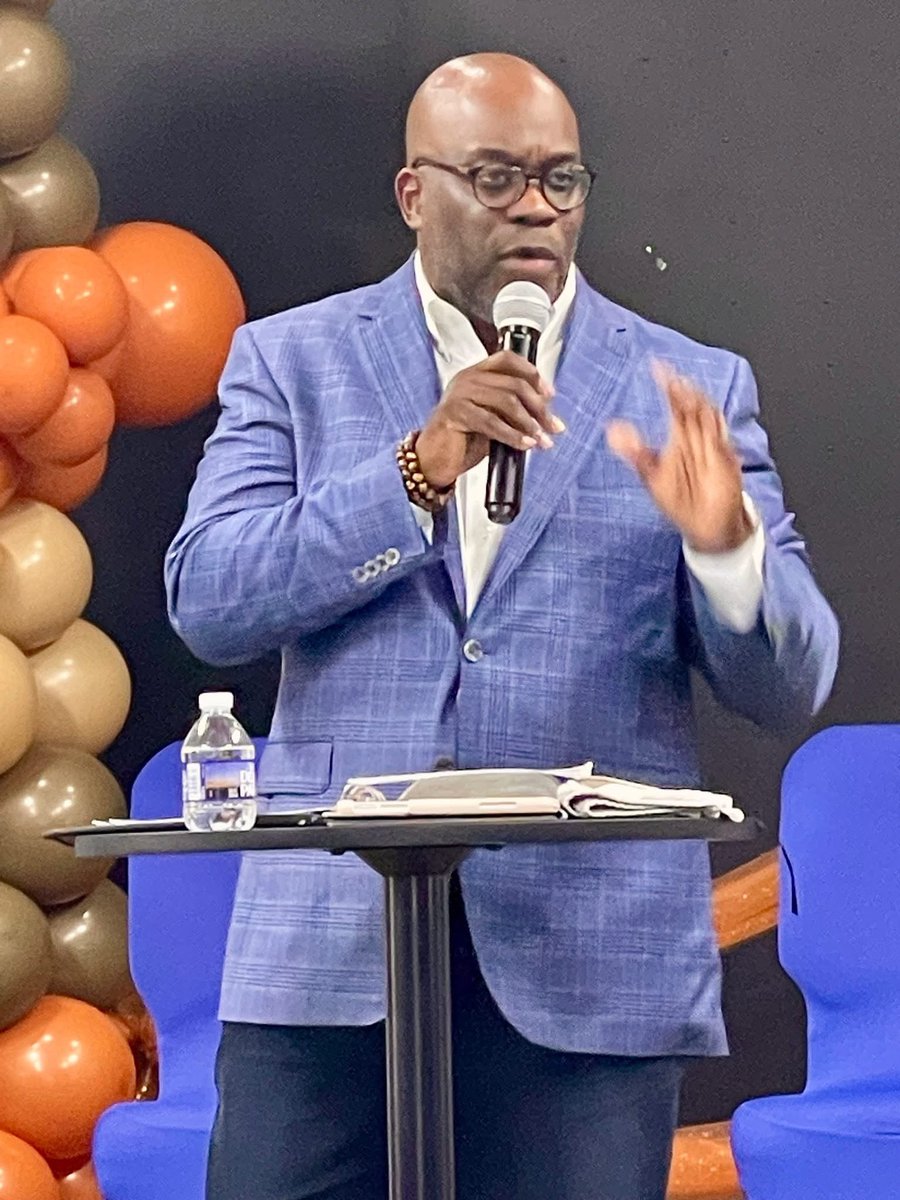 CFamC's tweet image. Bishop Wilson preached at Faith Christian Center's E5 Men's Conference in Reidsville, hosted by Bishop Roy Manley, II. It was good fellowship with other men of God.