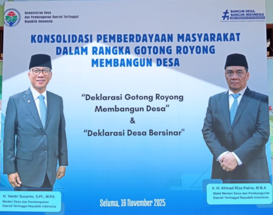 Bpk.Yandri Susanto, menghadiri deklarasi desa bersinar (bersih dari narkoba)desa gotong royong di Bengkulu, Minggu 16 November 2025
#DesaBersihDariNarkotika
#TerimaKasihYandriSusanto
#SelamatkanDesaDariNarkotika
#DesaBersinar
#DesaGotongRoyong
<a href="/prabowo/">Prabowo Subianto</a>
<a href="/YandriSusanto/">Yandri Susanto</a>
<a href="/ArizaPatria/">Ariza Patria</a>