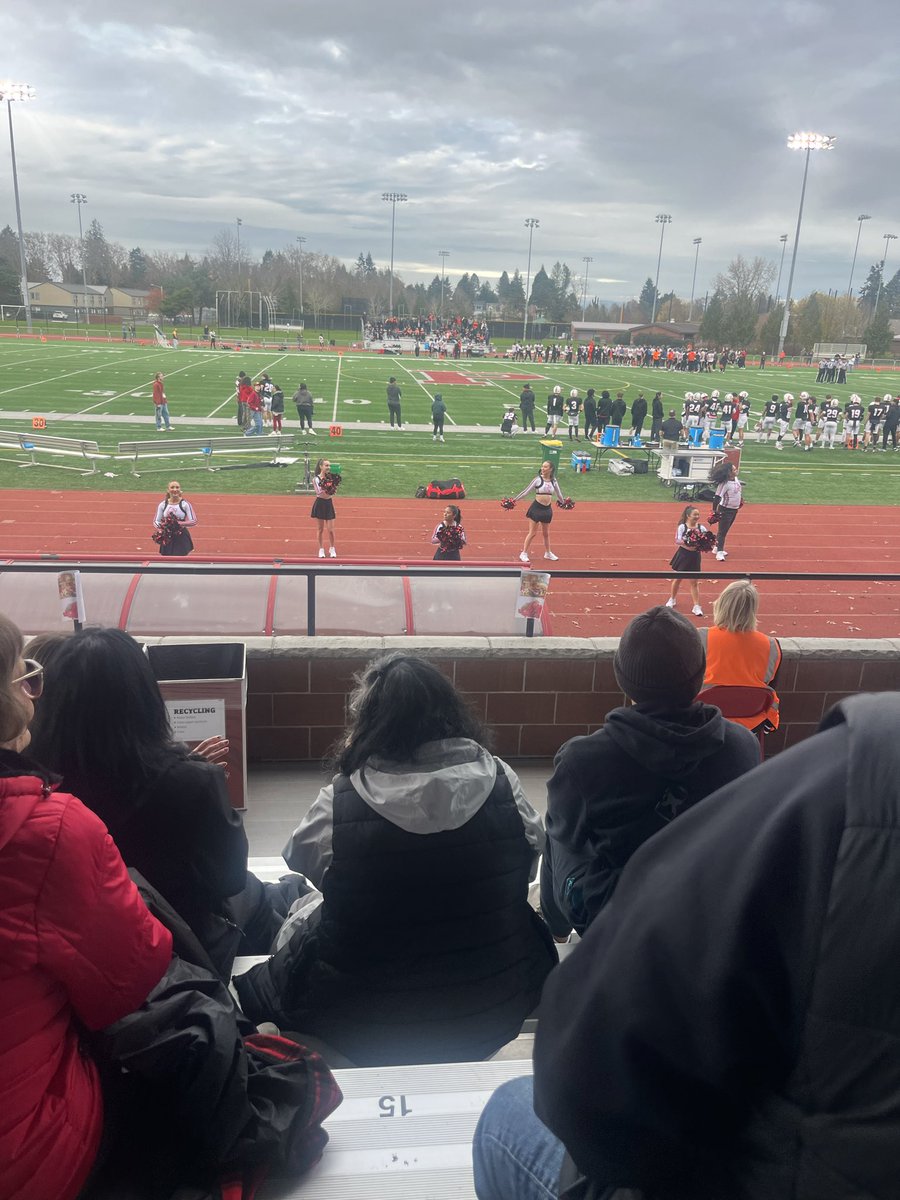 Jaime31108's tweet photo. Had a good game day visit @pacificu hope to come back ! @BenLoPrimo https://t.co/sQTPtm4xZP