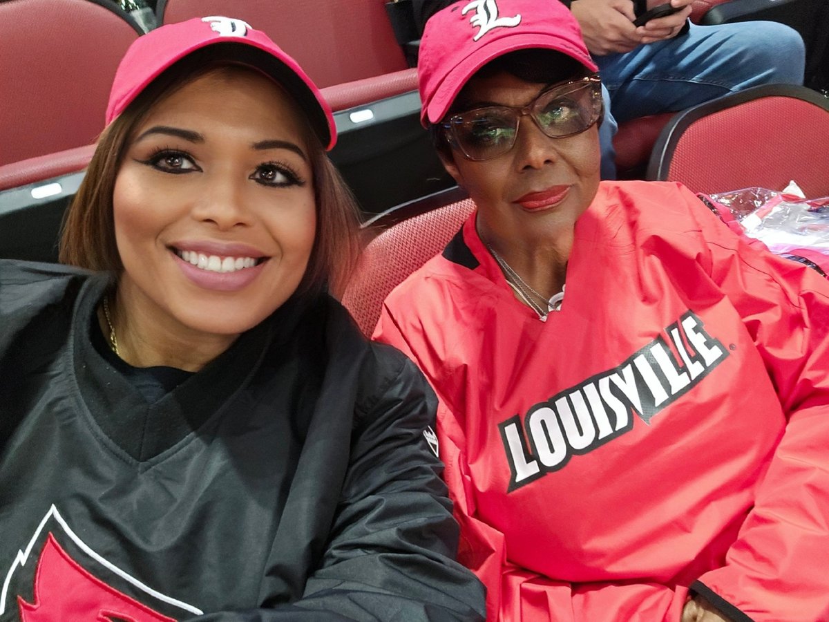 nonsmonsters's tweet image. From the opening tip, the energy was electric. The teamwork, the grit, the fire makes Louisville Cardinal Country.

Let’s keep this momentum rolling.we’re aiming HIGH and bringing the heat every single night!All in. All heart. All Cards.
#JustGettingStarted #GoCards #L1C4 🏀🔥