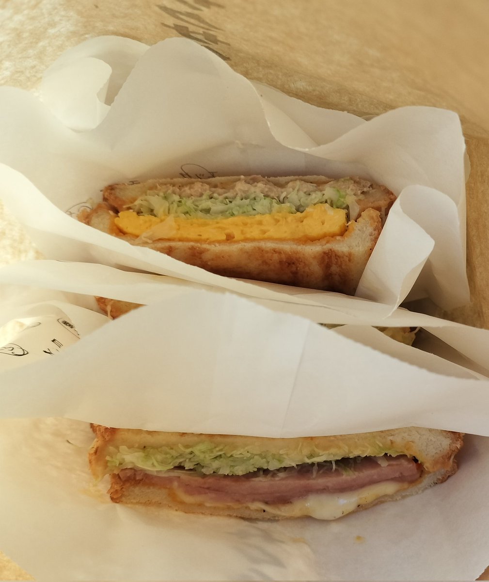 satkokoro's tweet photo. ホットサンド🥪🫰💘🫶
スパム×チーズ💯
なう(2025/11/16 12:42:58)(៸៸᳐>𖥦<៸៸᳐ )੭゙
#一宮
#yellowsand
#ホットサンド https://t.co/mdtBcpnATY