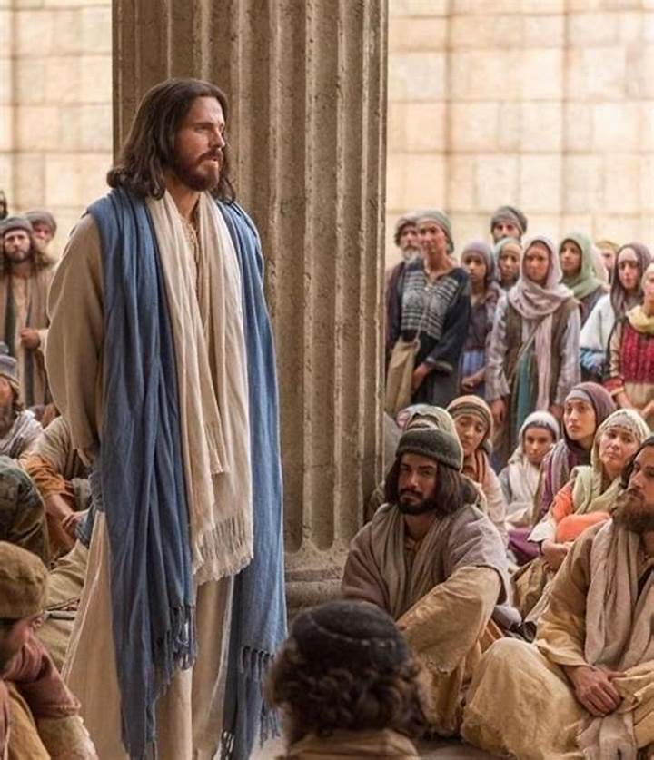 Jesús en el #EvangelioDeHoy anuncia su Segunda Venida; y es claro en decirnos: “que no los domine el pánico”. Además, nos da la clave para entender y preparar nuestro encuentro definitivo con él: “Si se mantienen firmes, conseguirán la vida”. Perseveremos, pues, haciendo el bien.
