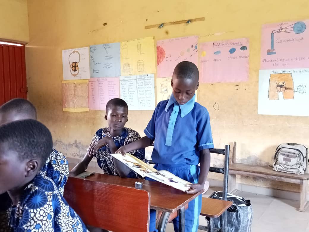 Kidsandteensngo's tweet photo. #ReadingAgainstIntolerance #ToleranceDay #10MillionBooksDrive #NigeriaHeritageSeries
#ibifoundation #abachi #abookachildinitiative #toleranceday2025 https://t.co/j2bkiw0DcU