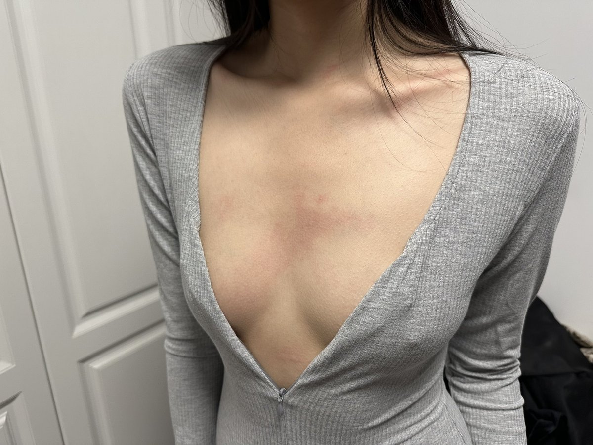 继续减肥♠️
#反差 #女大  #辣妹穿搭 #dom #sub #bbc #Dick #qos #sizequeen #blacked