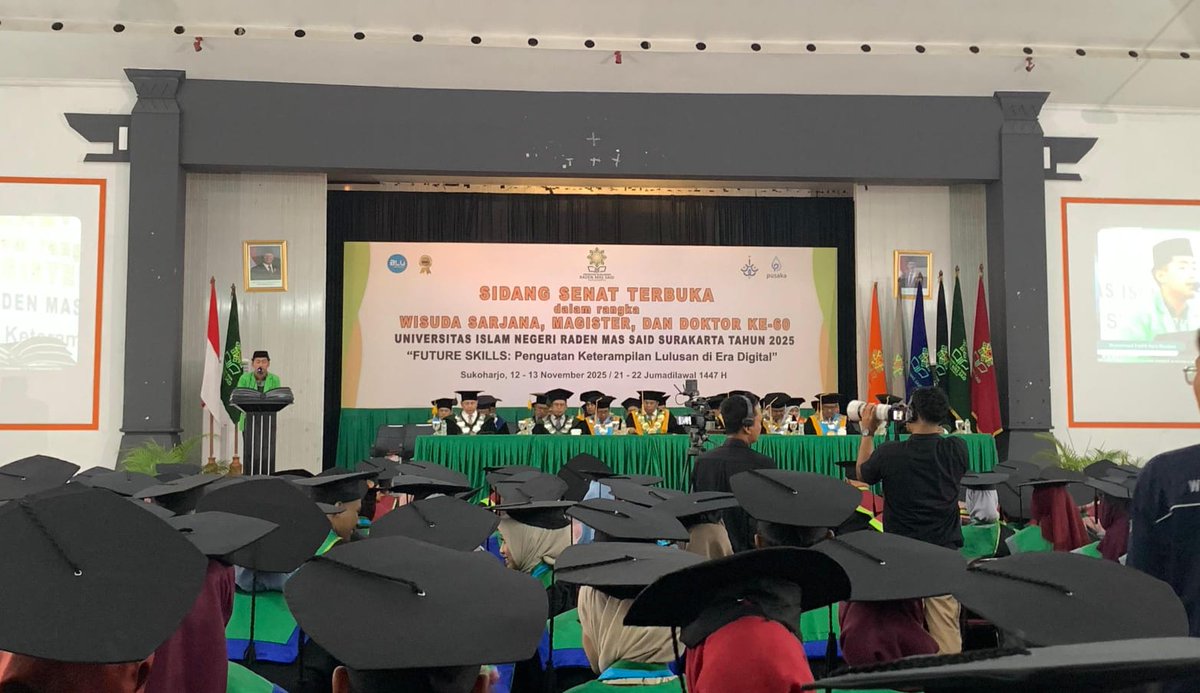PermataTv's tweet photo. Sidang senat terbuka.
Wisuda Sarjana,Magister, dan Doktor ke 60 UIN Raden Mas Said Surakarta
#wisuda
#UINRadenMasSaid https://t.co/Cov2O9BAyQ