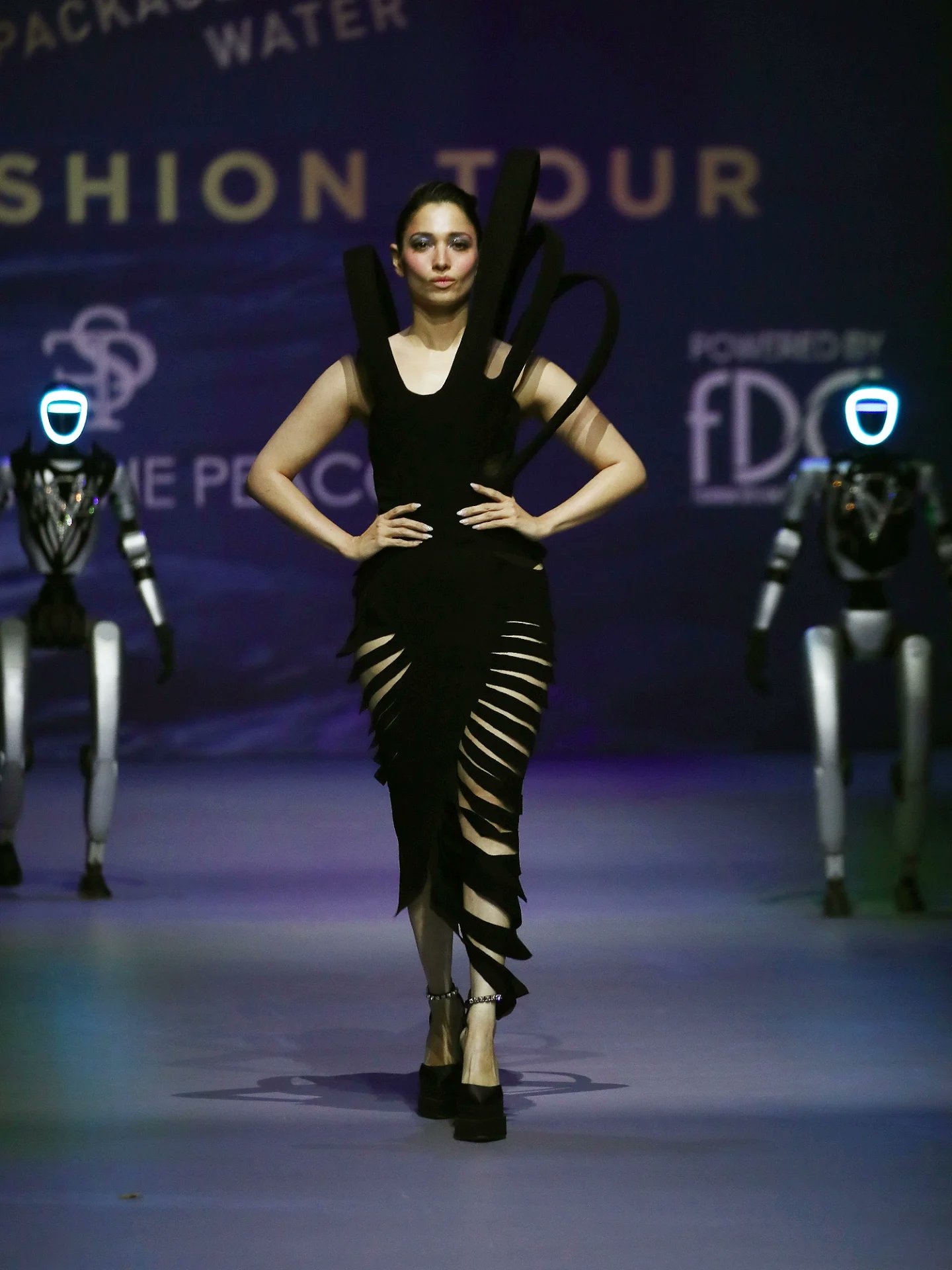 G52QmgpbkAIb_Rq?format=jpg&name=large