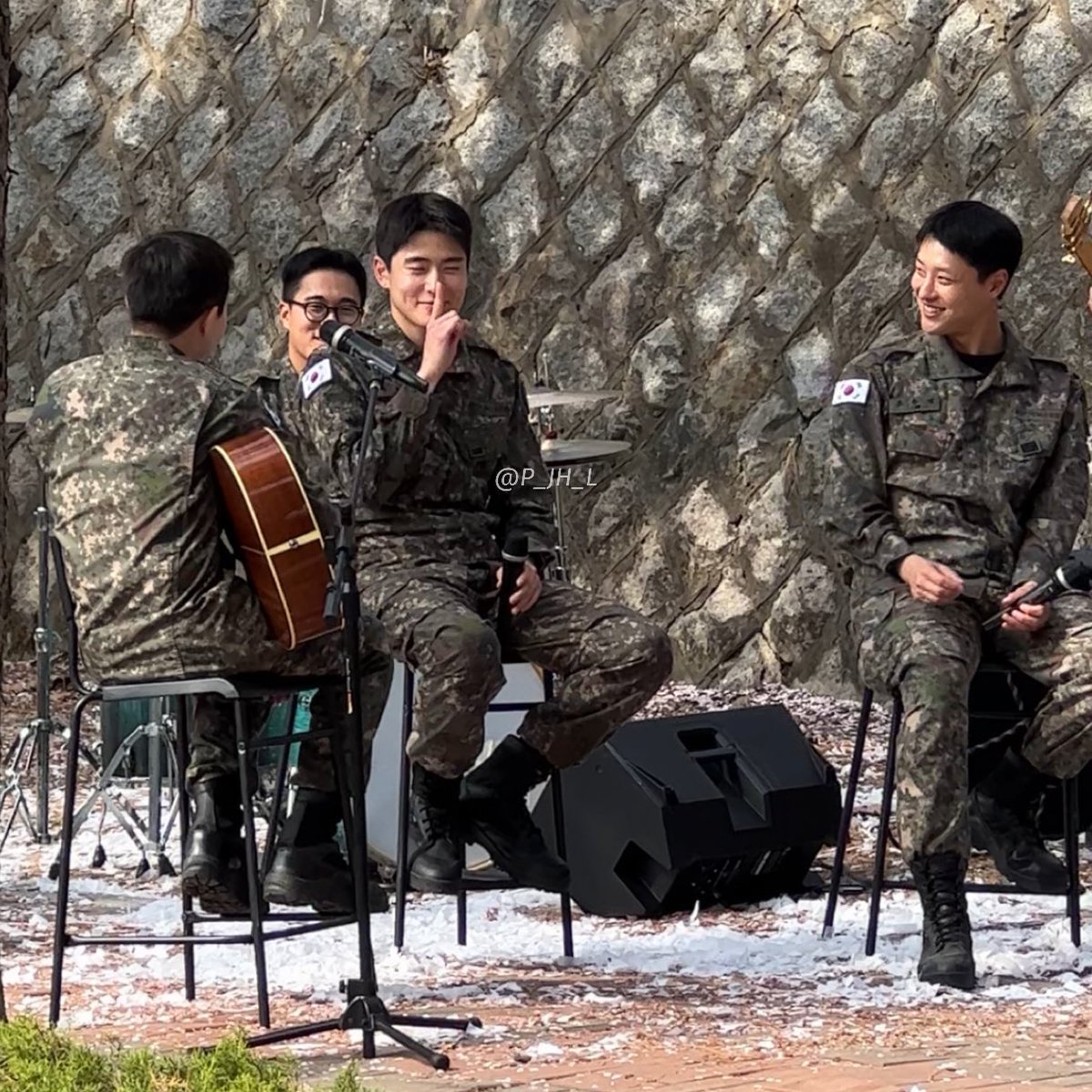 너이 𝓙 tweet media