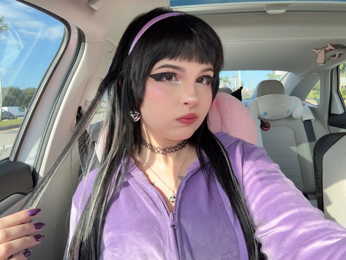 lumarist's tweet image. can i be ur passenger princess?