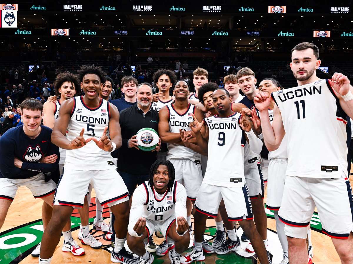 UConnMBB's tweet image. Love that dirty water! ☘️