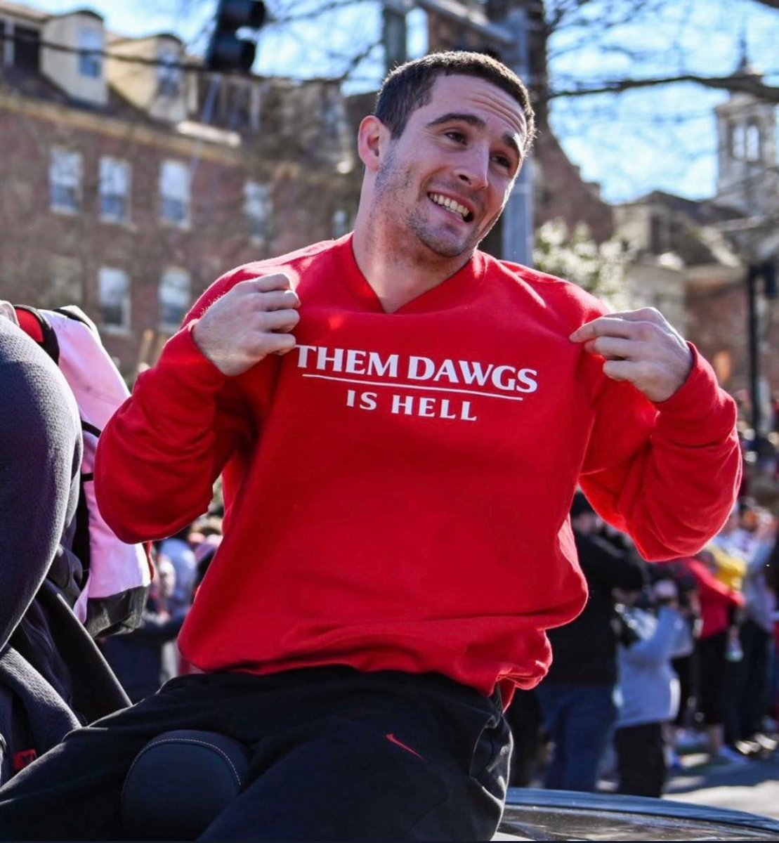 We_R_Dawgnation's tweet image. Breaking News! Them Dawgs are still