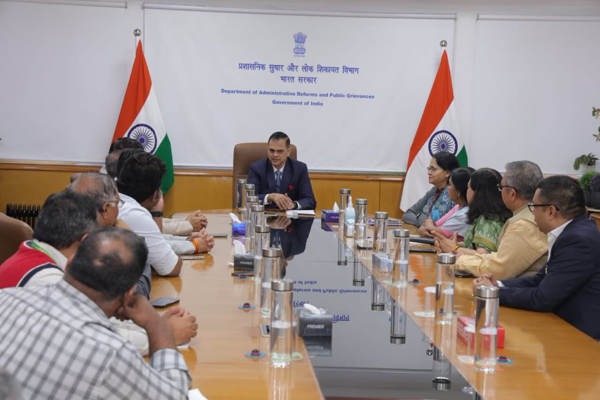 svoruganti1466's tweet photo. Thank you @DARPG_GoI , @DOPPW_India and @NCGG_GoI for the many happy memories from 2018-2025, and the deeply touching, emotive farewell. 

Dt 16 November 2025 https://t.co/UzoVIUK6jb