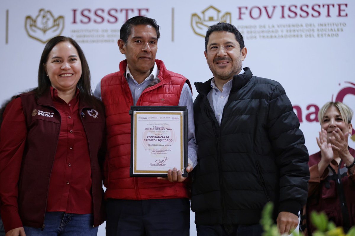 IsssteDurango's tweet image. 📰 #COMUNICADO
Antes se condonaban impuestos a millonarios; hoy deudas impagables a los trabajadores del Estado: Martí Batres.
🔗goo.su/VbEzmU