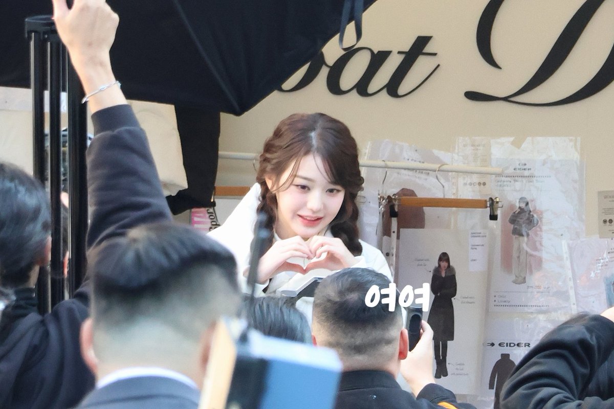 Shadow980731's tweet image. 원영아…너무 귀엽잖아요🥺

#아이브 #장원영 #eider