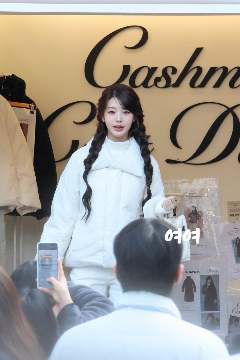 Shadow980731's tweet image. 원영아…너무 귀엽잖아요🥺

#아이브 #장원영 #eider