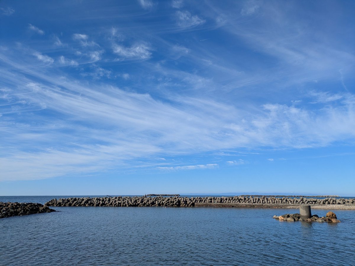 海ー＼(^o^)／

日曜日だから凄い沢山のバイカーか居る🏍️