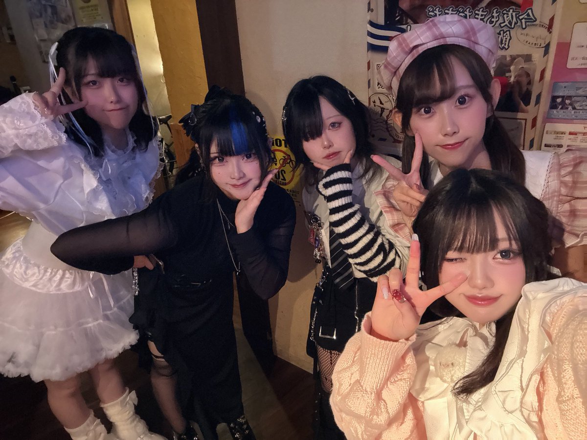 🌈🩷🖤💙💚

もふる組です！
よろしくお願いします！✨

🌈🩷🖤💙💚