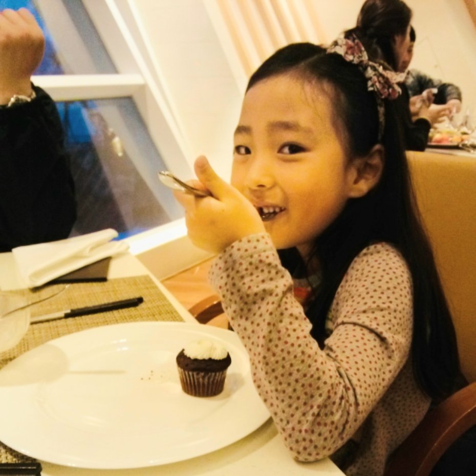 translatingH2H's tweet image. Stella changed her Weverse profile picture!

#STELLA #스텔라 #Hearts2Hearts