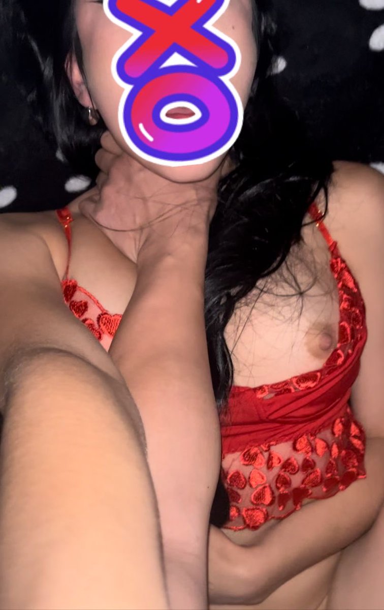 Cogimos con el regalito de rojo 😈🥵🥵