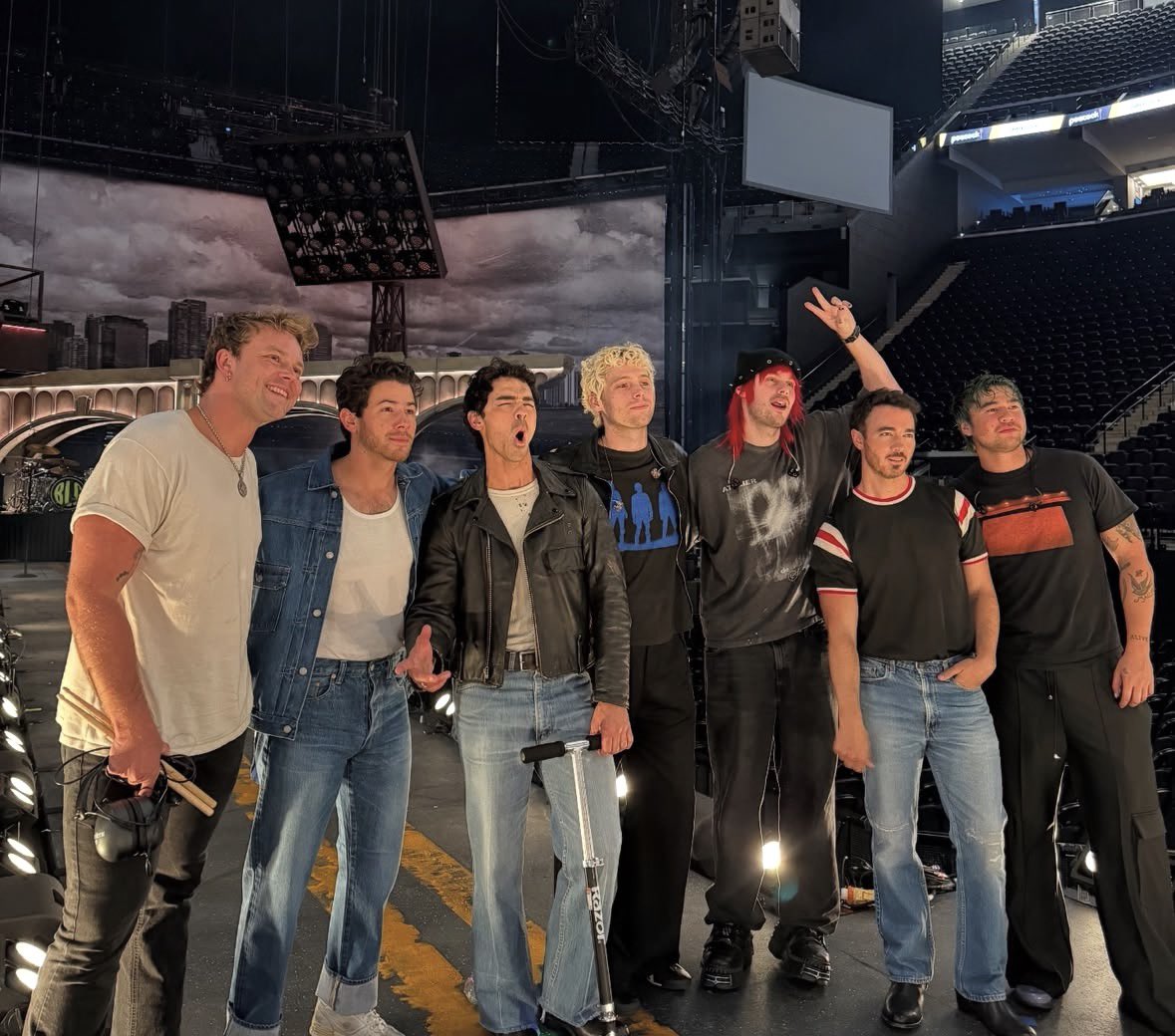 urfavboybandhq's tweet image. Uh, you know what? Next week&apos;s no good, the Jonas Brothers are in town.