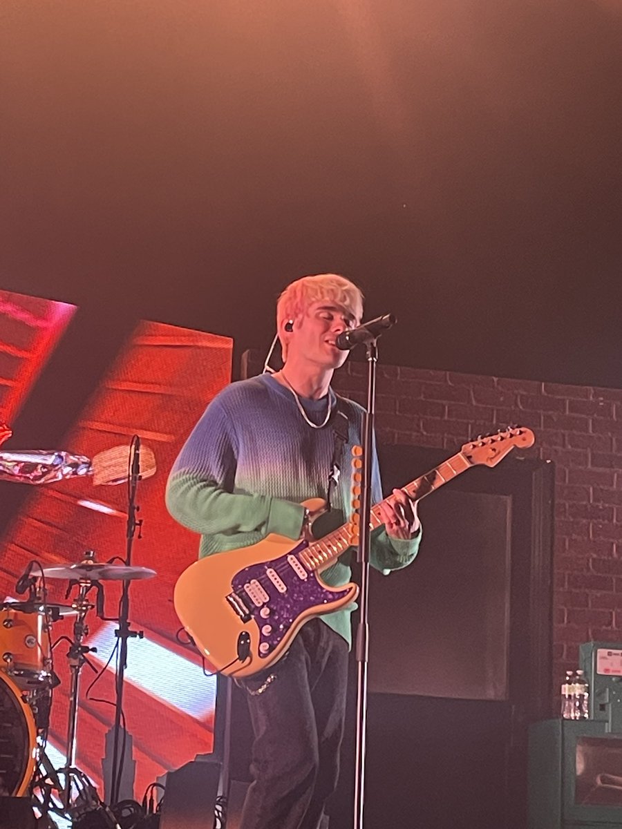 ☆ brodi ☆ tweet media