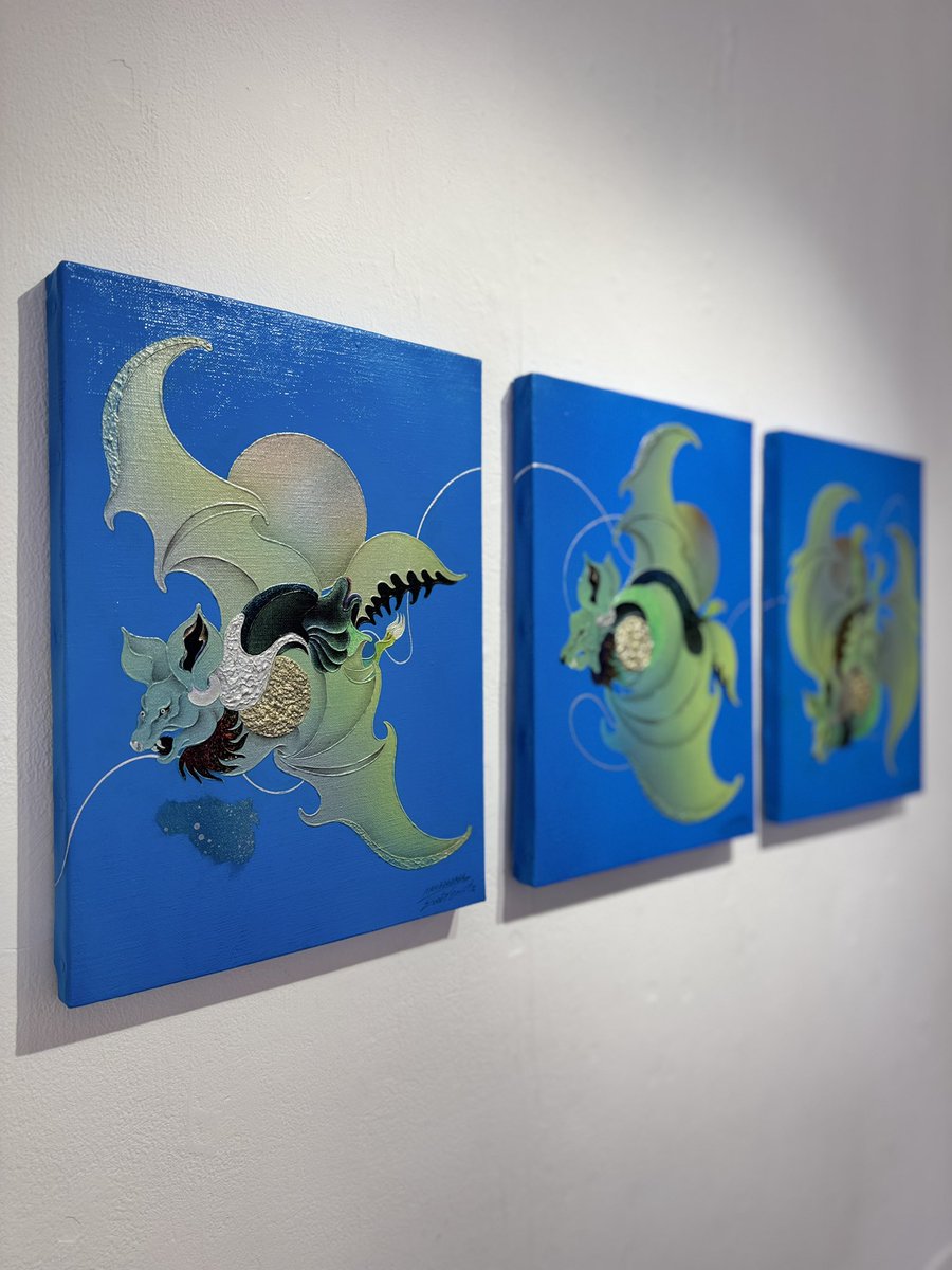 HAMADARAKA個展『AKGALSLAMAMIK』今日もオープン☀️モチーフの表現の独自性もさることながら画材の操作への追求は2人の絵画に欠かせないモノです。直接目にしないと、その驚異は感じられません！本日は夕方から作家在廊、20時までお待ちしています。mograg.com