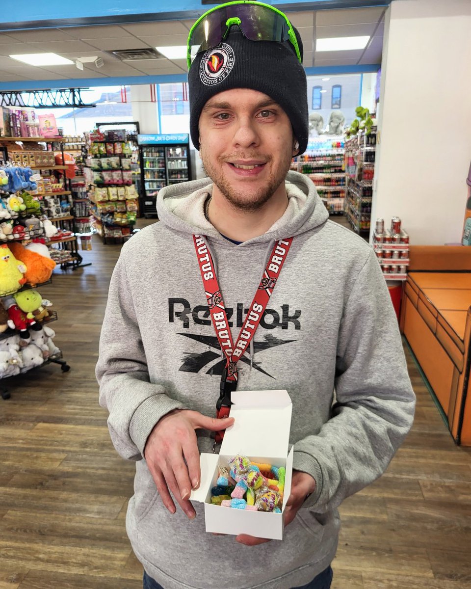 OpenDoorCbus's tweet photo. Mike and Austin from Open Door UCO enjoyed some nostalgic sweetness at Grandpa Joe’s Candy Shop in Springfield, exploring all the fun treats and quirky novelties! 🍬🍭

#OpenDoorCbus #InspiringLifeJourneys #OpenDoorUCO #CreateCommunity https://t.co/JN6rCXKT3Y