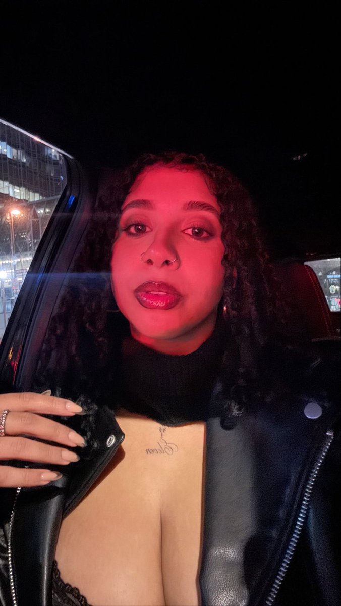 ethereallyp's tweet photo. face card never declines, my gawd. https://t.co/yew8XCUkrE