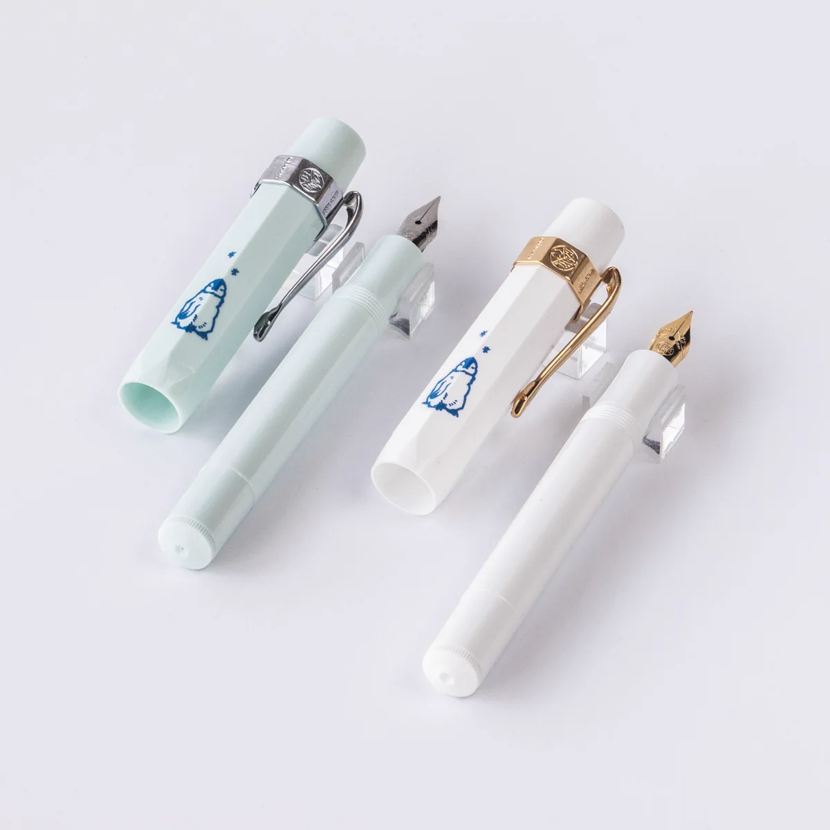 新品 代官山 蔦屋書店　カヴェコスポーツ コウテイペンギン 万年筆 ホワイト G52XW4ibIAES4sC?format=webp&