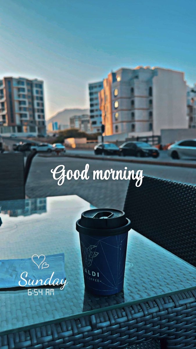 اللَّهُمَّ صَلِّ وَسَلِّمْ وَبَارِكْ عَلَى نَبِيِّنَا مُحَمَّدٍ وَعَلَى آلِهِ وَصَحْبِهِ أَجْمَعِينَ ﷺ