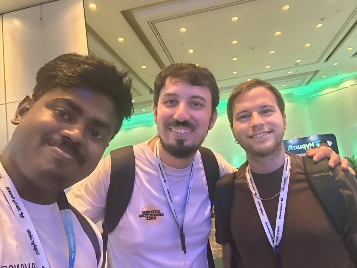 0xThiru's tweet image. After my recent posts, local builders have been coming up to me on the street and at events, offering support and telling me I&apos;m welcome here. The online support has been tremendous too. I&apos;m really grateful for all of this. A lot of opportunities have come from it – definitely a…