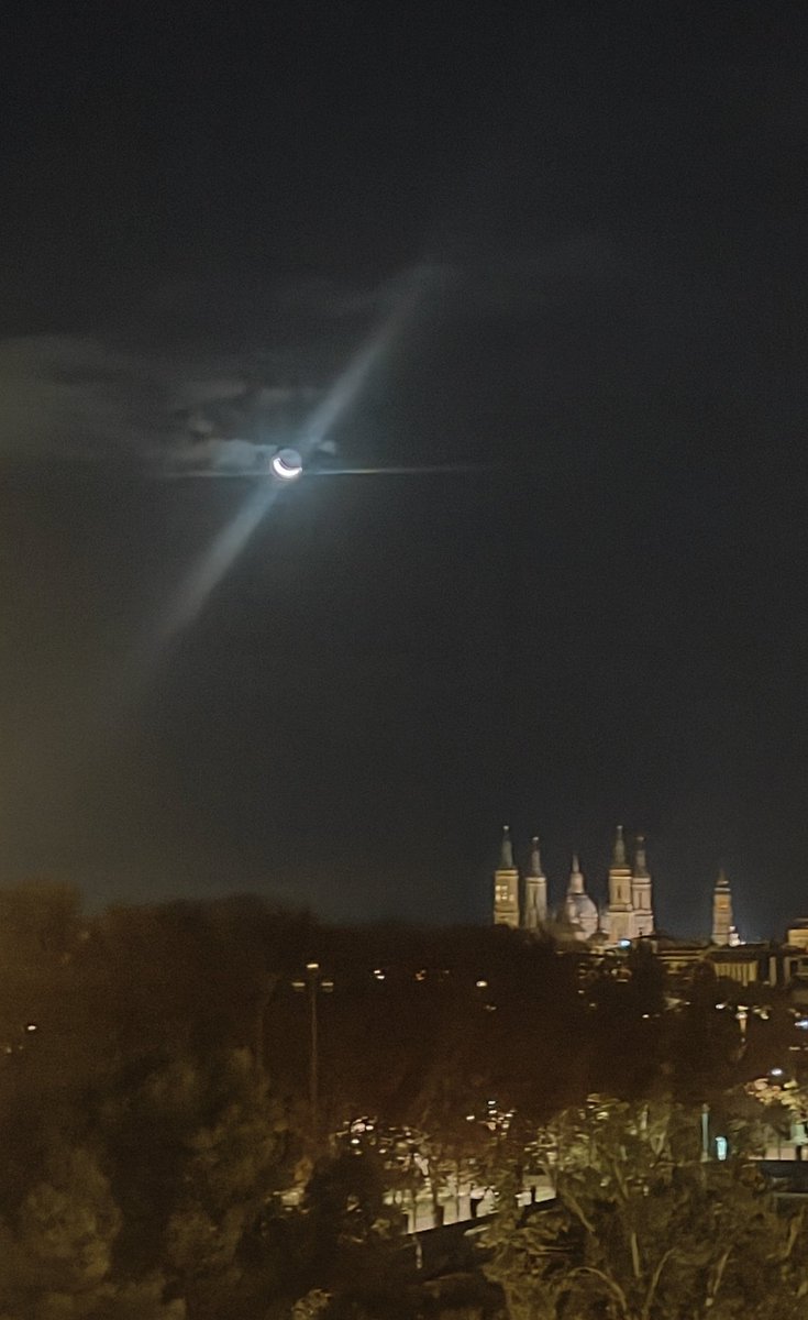 Buena madrugada 
05:00 h.  16/11/25