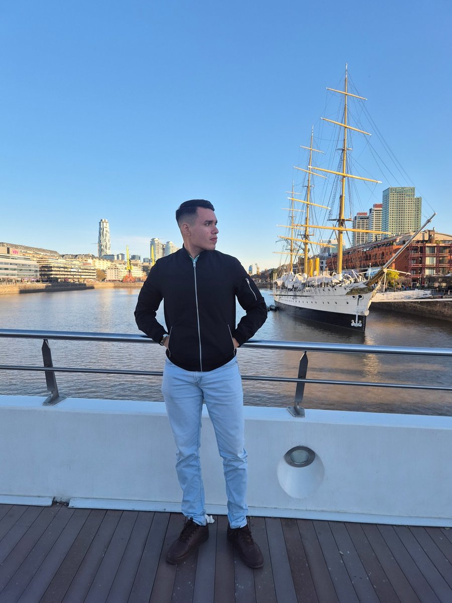 g_u_e_v_a_r_a__'s tweet image. Y al fin puedo decir que te solte 🥺❤️‍🩹