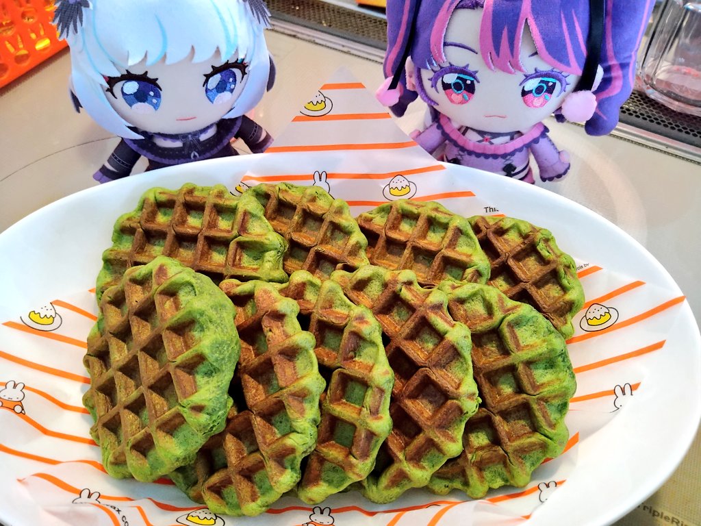 RT @azukikkokko: たむたむ、お姉さん、ワッフル王国だよ