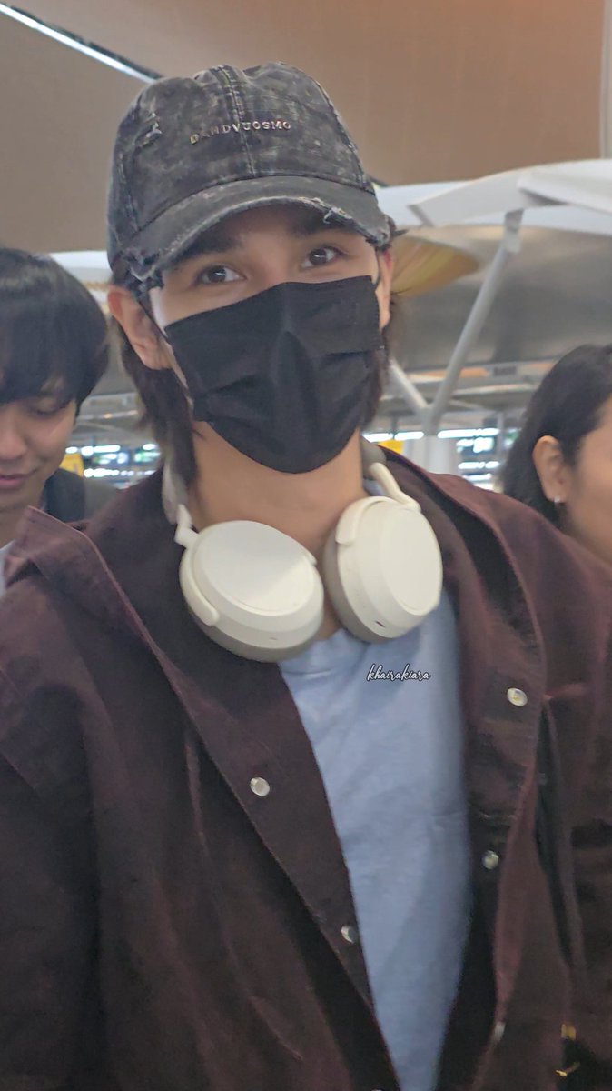 khairakiara's tweet photo. 251016 π²πΎ - I hope you really enjoy your time here. Please please come again. π₯Ήππ»
Safe flight na abang @jeffsatur π
#JeffSatur #JeffSaturinKL #JeffSaturinMY #RedGiantinKL https://t.co/vvcI1uPEkK