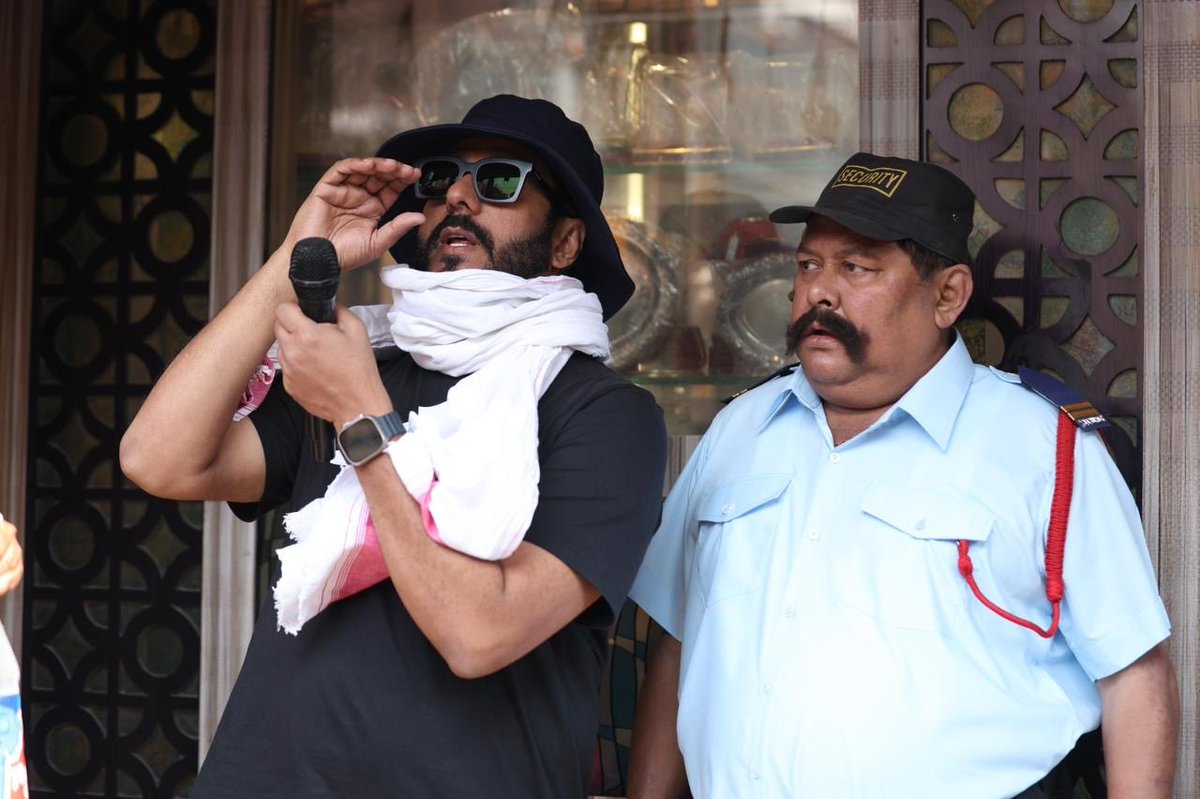 iamrajchoco's tweet image. তৈরী হন আসছে আবার প্রলয় ২ 🚨
#AbarProloy2 #animeshduttaisback