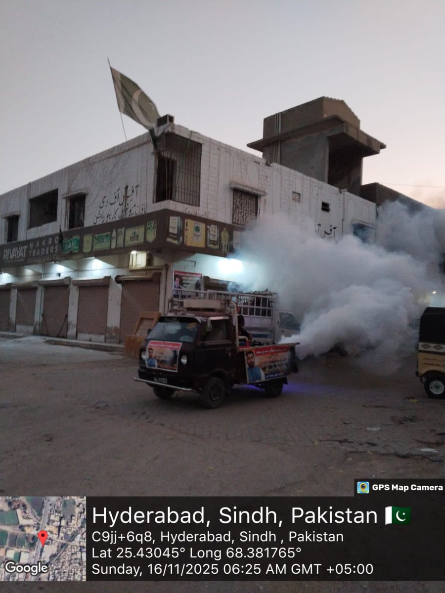 hydactorppp's tweet photo. UC-04 Hyderabad
میئر حیدرآباد سردار کاشف علی شورو کی خصوصی ہدایت پر HMC ٹیم کی جانب سے صفائی اور ڈینگی اسپرے مہم کا کامیاب انعقاد۔
عوامی خدمت ہمارا مشن صاف اور صحت مند حیدرآباد ہماری پہچان
#UC04 #HMCTeam #DengueSpray https://t.co/2K0gWWFGux