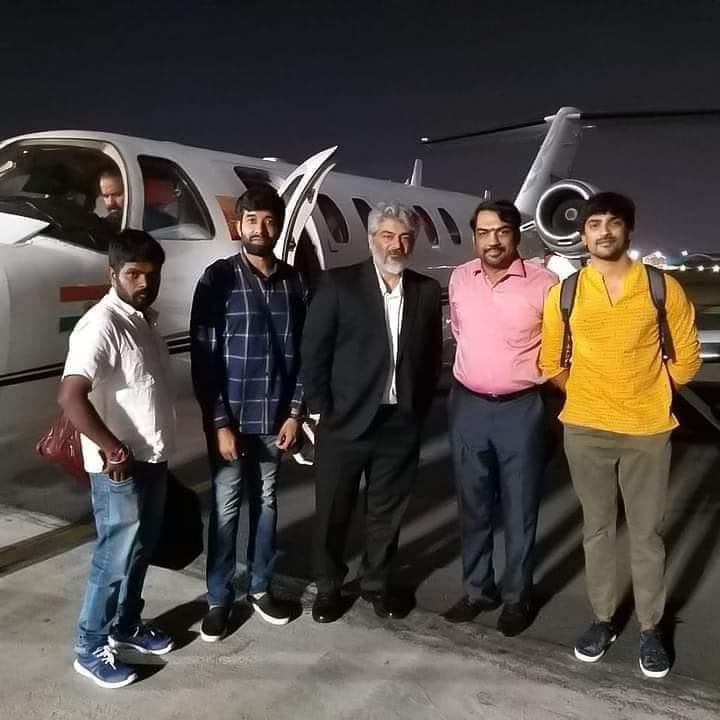 AshokSuryaOff03's tweet image. Throwback photo #Ajith sir and #Pandey sir 🙂♥️