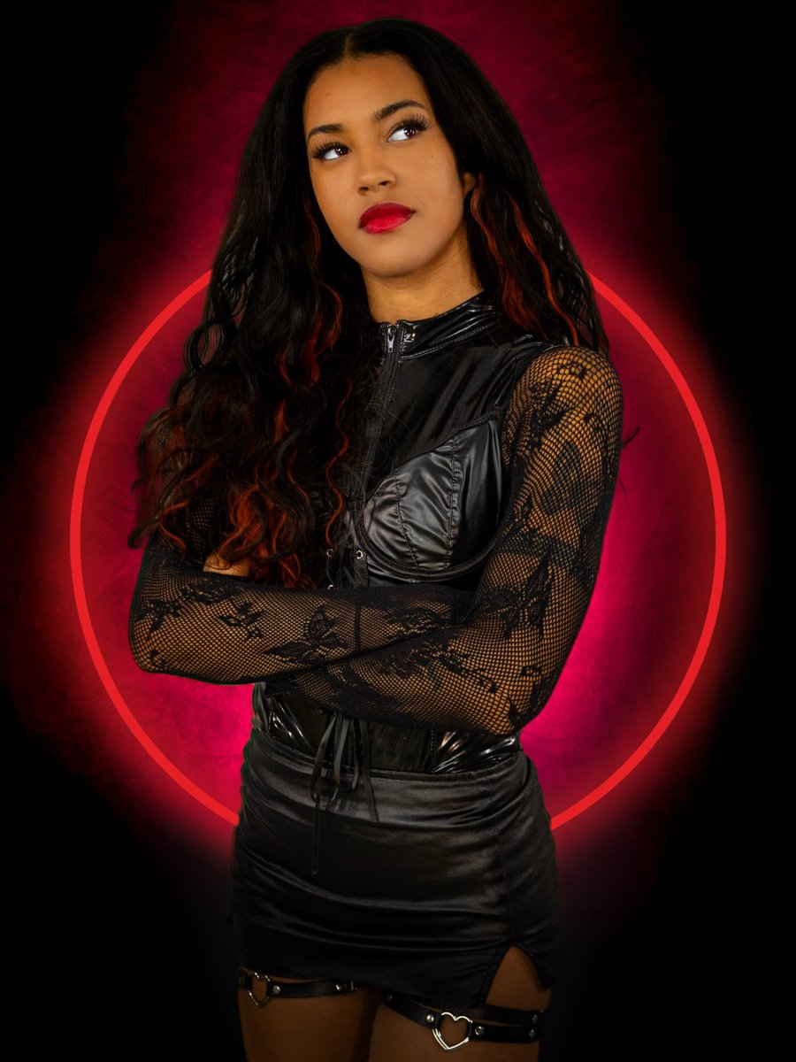 Ezabella Wilder
📸 <a href="/IntrfaceLLC/">IG @intrface_</a>