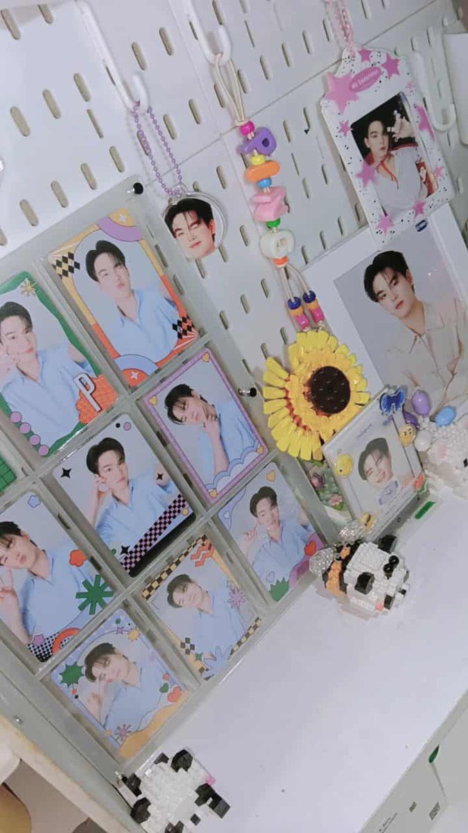 Sunflower_MG22's tweet photo. ปล่อยทั้งชุดค่าบของน้องปิง 500รวมส่งงับ ได้กรอบรูปไปด้วย ทั้งแบบเดี่ยวและแบบ9ช่อง ได้Random Card ไปด้วย
#PingKrittanun #Area86 #PINGPING https://t.co/etXlfXMB0m