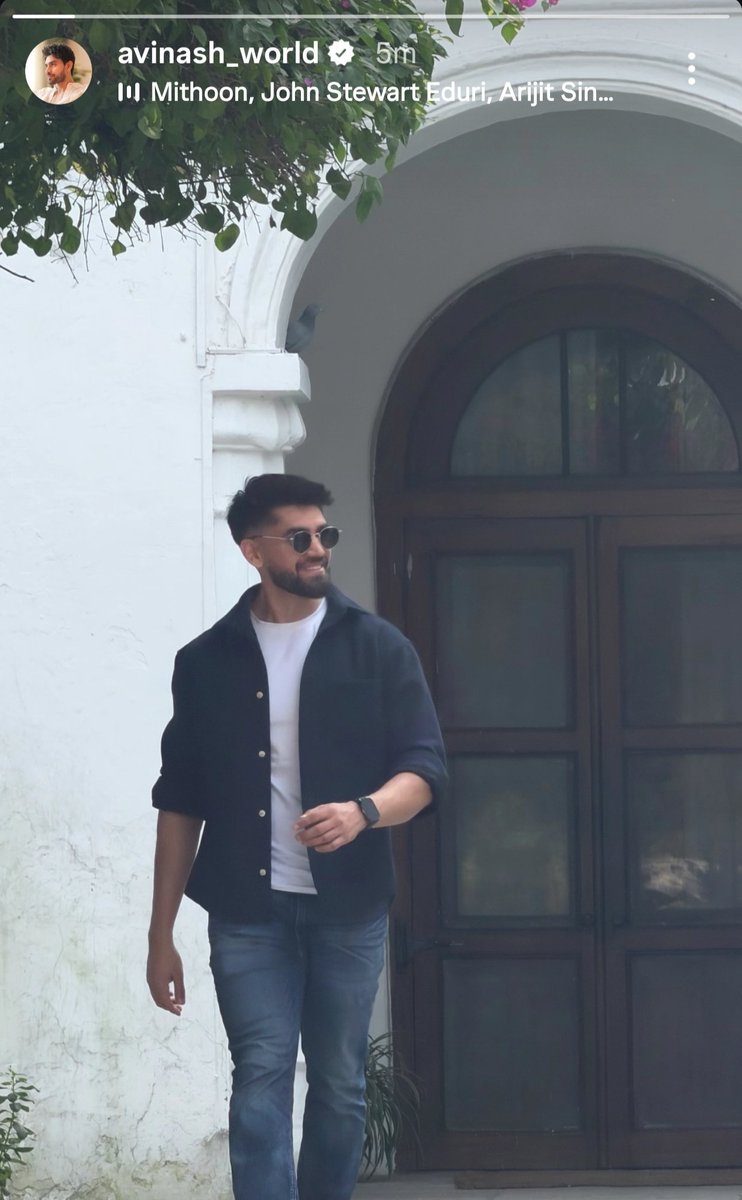 FcAvinashMishra's tweet image. 🌞 Good Morning Avinashians! 
Serving charm, style and that effortless gentleman vibe  our star @Avinash_galaxy is looking absolutely class apart today! 😍✨
This aura… this smile… unbeatable! 💫
• #AvinashMishra #Avinashians•