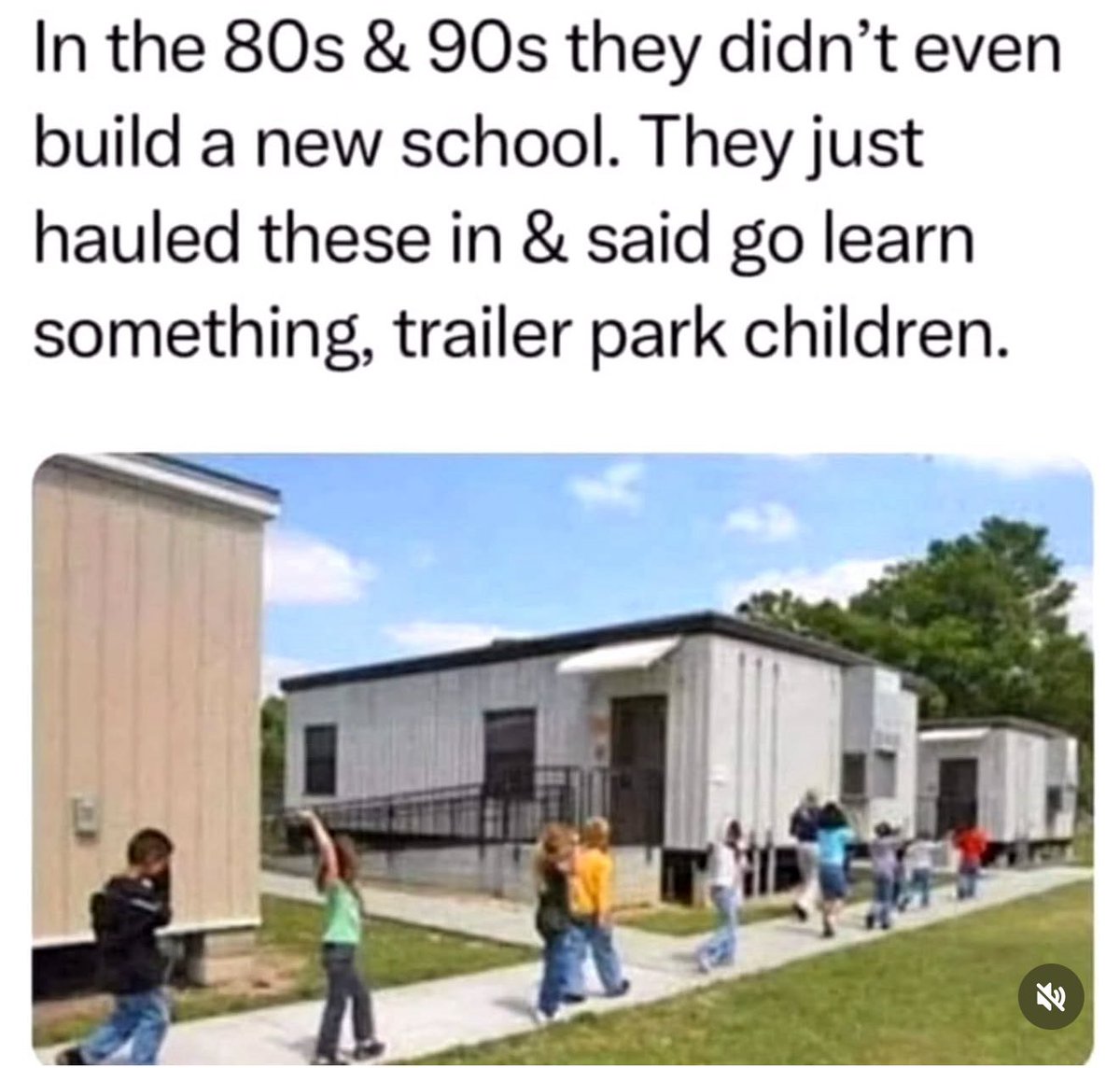 Denlesks tweet media