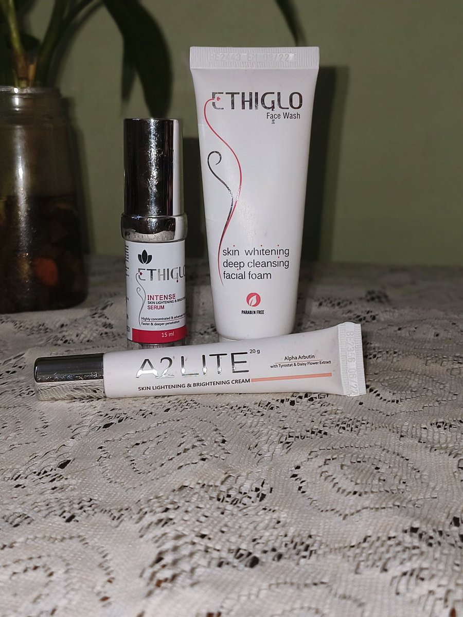 Sandipta_shines's tweet photo. ✨ Today’s skincare picks!
Sharing the products that help me with brightening and deep cleansing.
Check them out here 👇
🔗 Ethiglo face wash - https://t.co/8maMAgcjxS
🔗 A2 Lite Cream - https://t.co/UB8YnFwBjZ
🔗 Ethiglo intense Serum - https://t.co/nblzaRQM4Q https://t.co/DgOoBfGmhm
