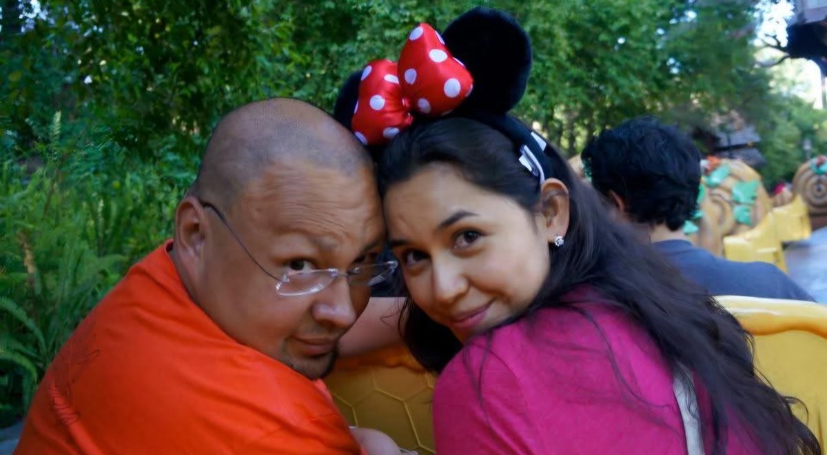 Querido <a href="/Azevrec/">José M. Saucedo 🏳️‍🌈</a>, eres digno representante de la vieja guardia de periodistas especializados en videojuegos en México. Siempre te recordaré por tu profesionalismo, tu buen humor, tu pasión por lo que hacías, pero sobre todo, por tu amistad. Descansa en paz, querido Saucedo.